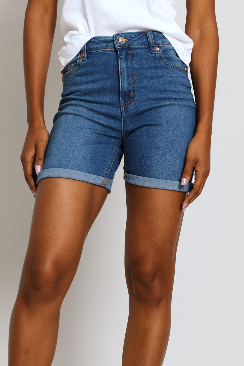 Classic Roll Hem Supersoft Denim Mid Thigh Short - Mid Blue