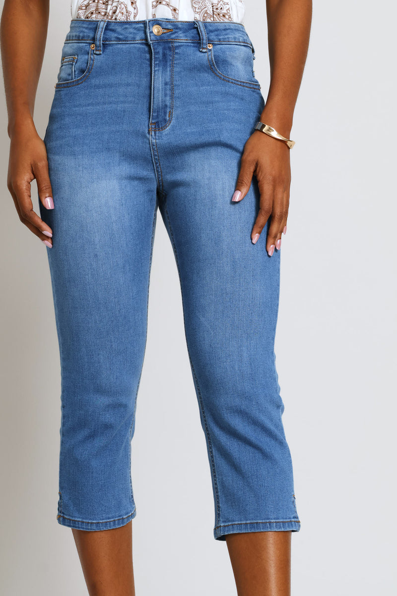 Split Hem Skinny Supersoft Denim Capri Short - Mid Wash