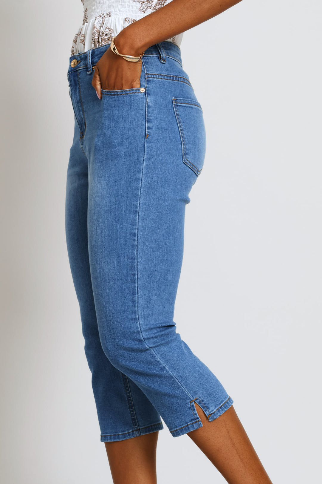 Split Hem Skinny Supersoft Denim Capri Short - Mid Wash