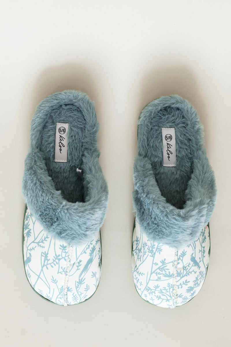 Printed Closed Toe Slipper With Faux Fur Trim - Blue