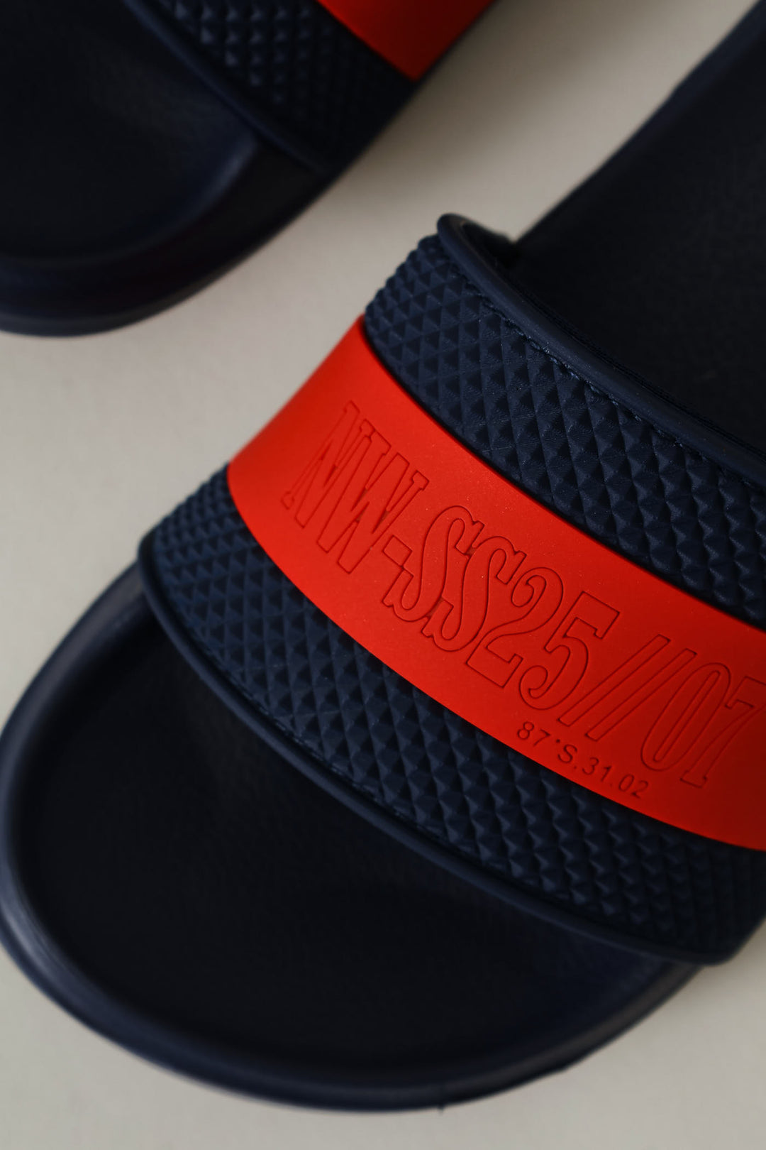Boys Stripe Pool Slide - Navy/Red
