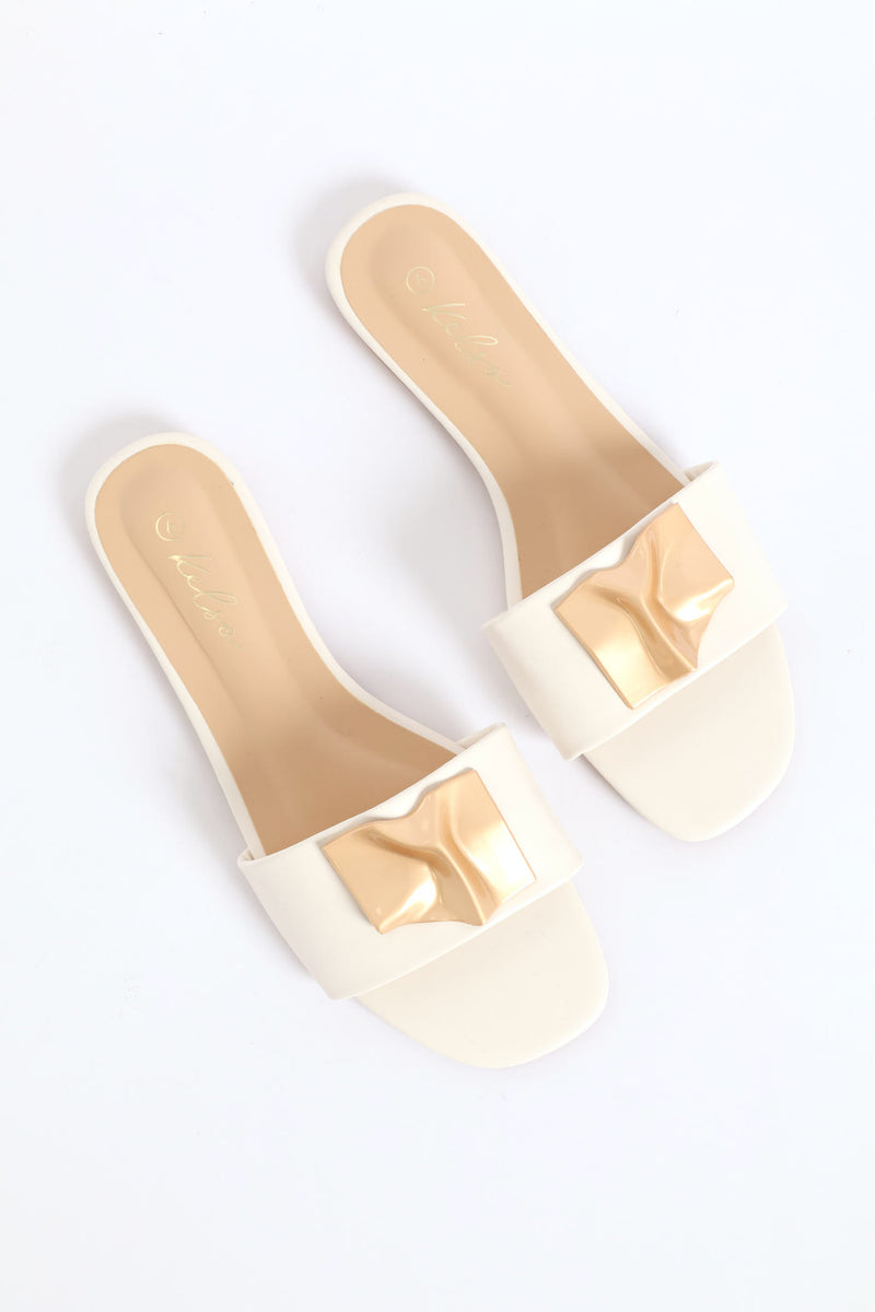 Hammered Trim Single Band Sandal - Off White