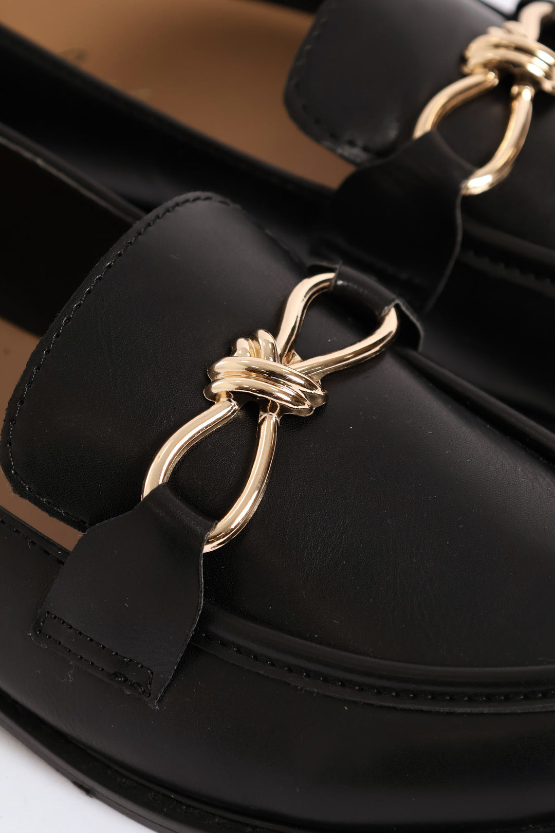 Knotted Metal Trim Loafer - Black