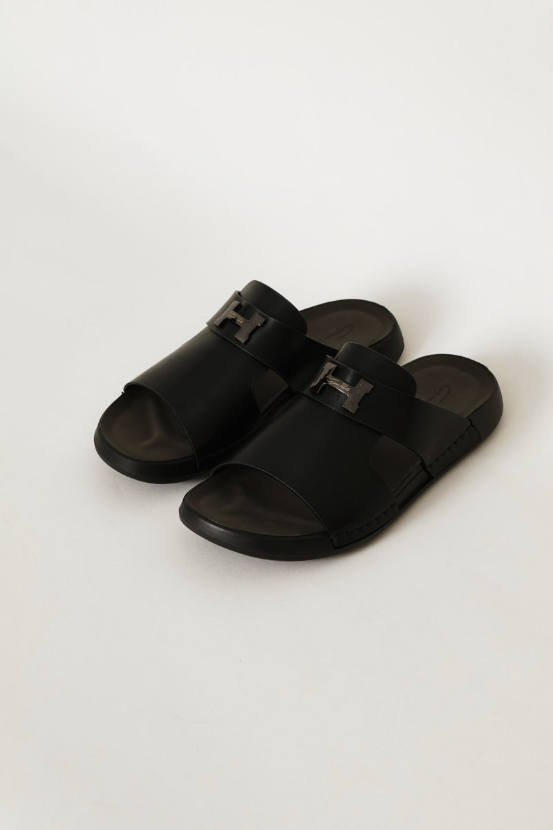Trim Detail Comfort Sandal - Black