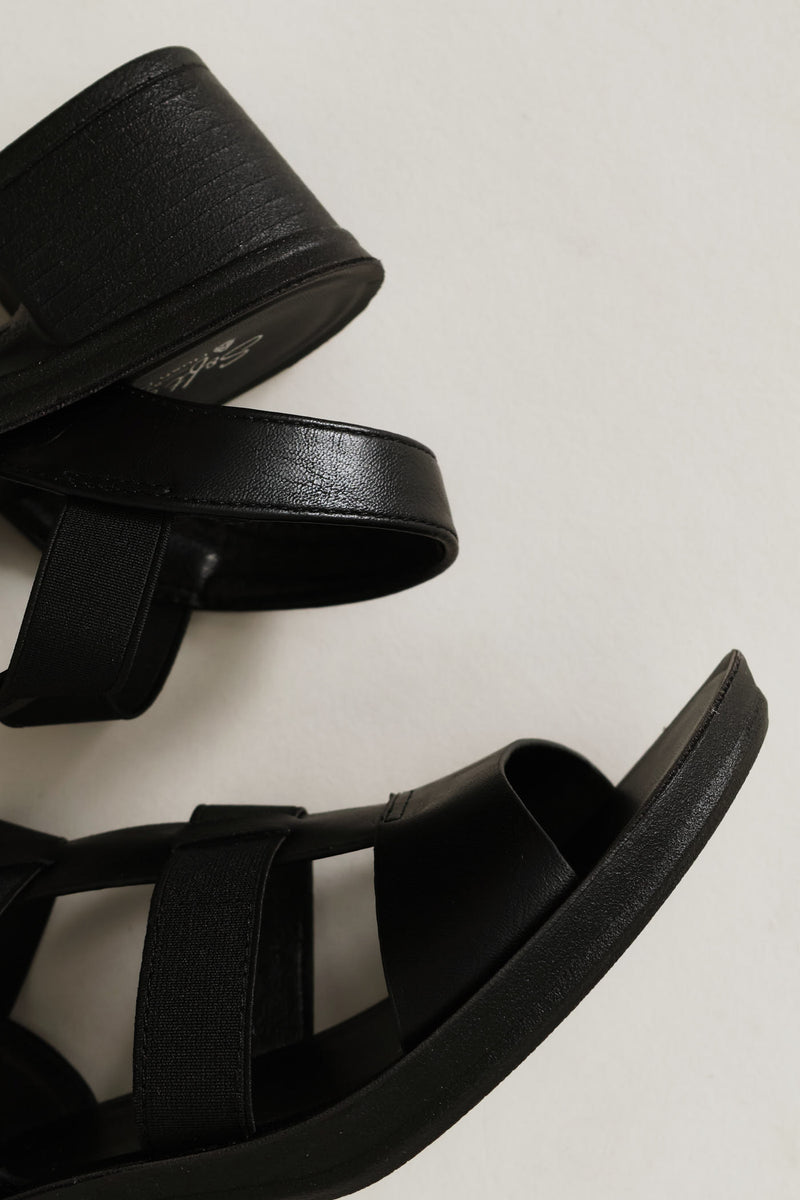 Soft Devana Mono Heel - Black