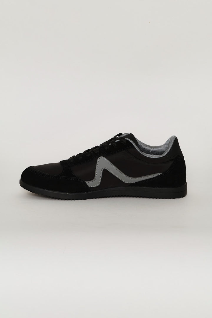 Edge Low Profile Sneaker - Black