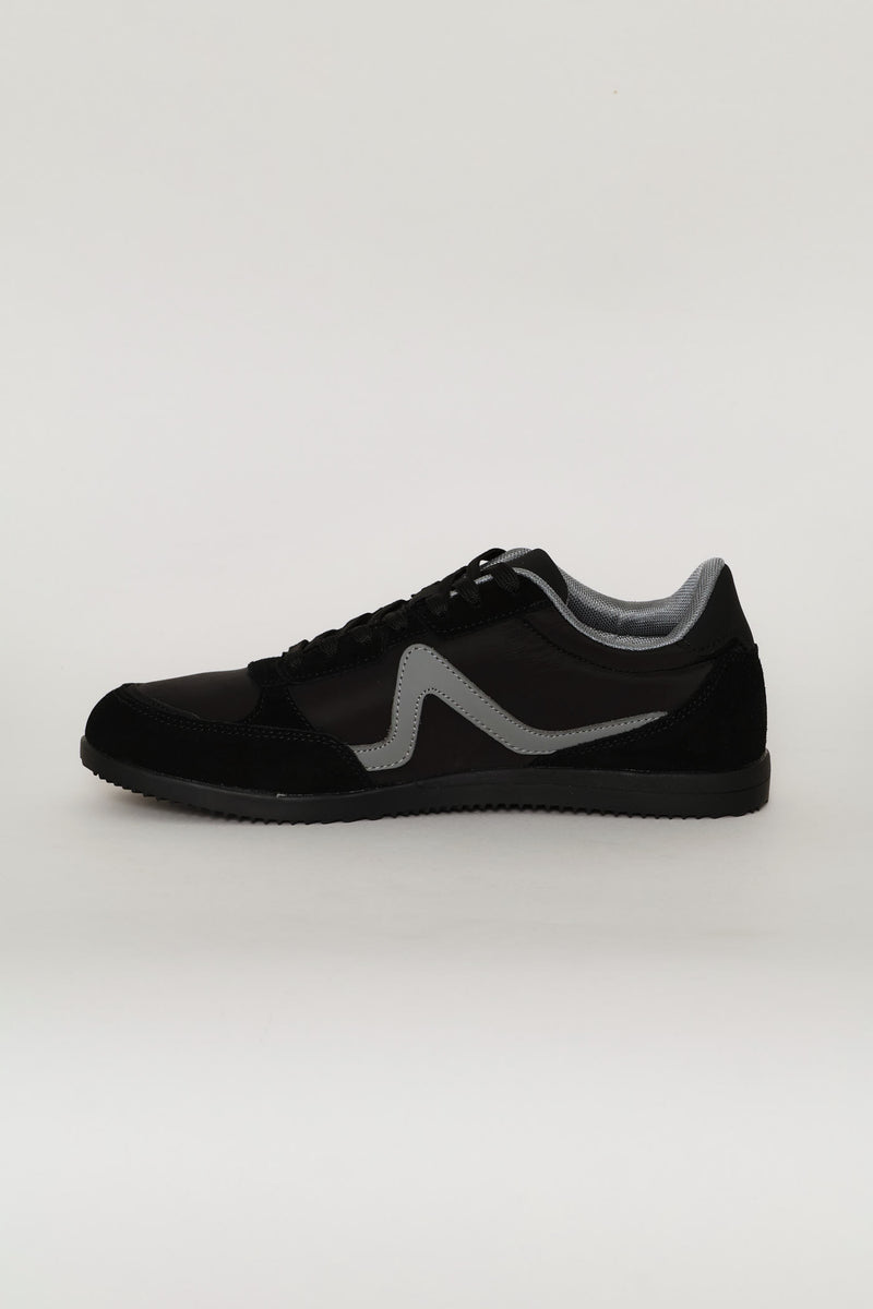 Edge Low Profile Sneaker - Black