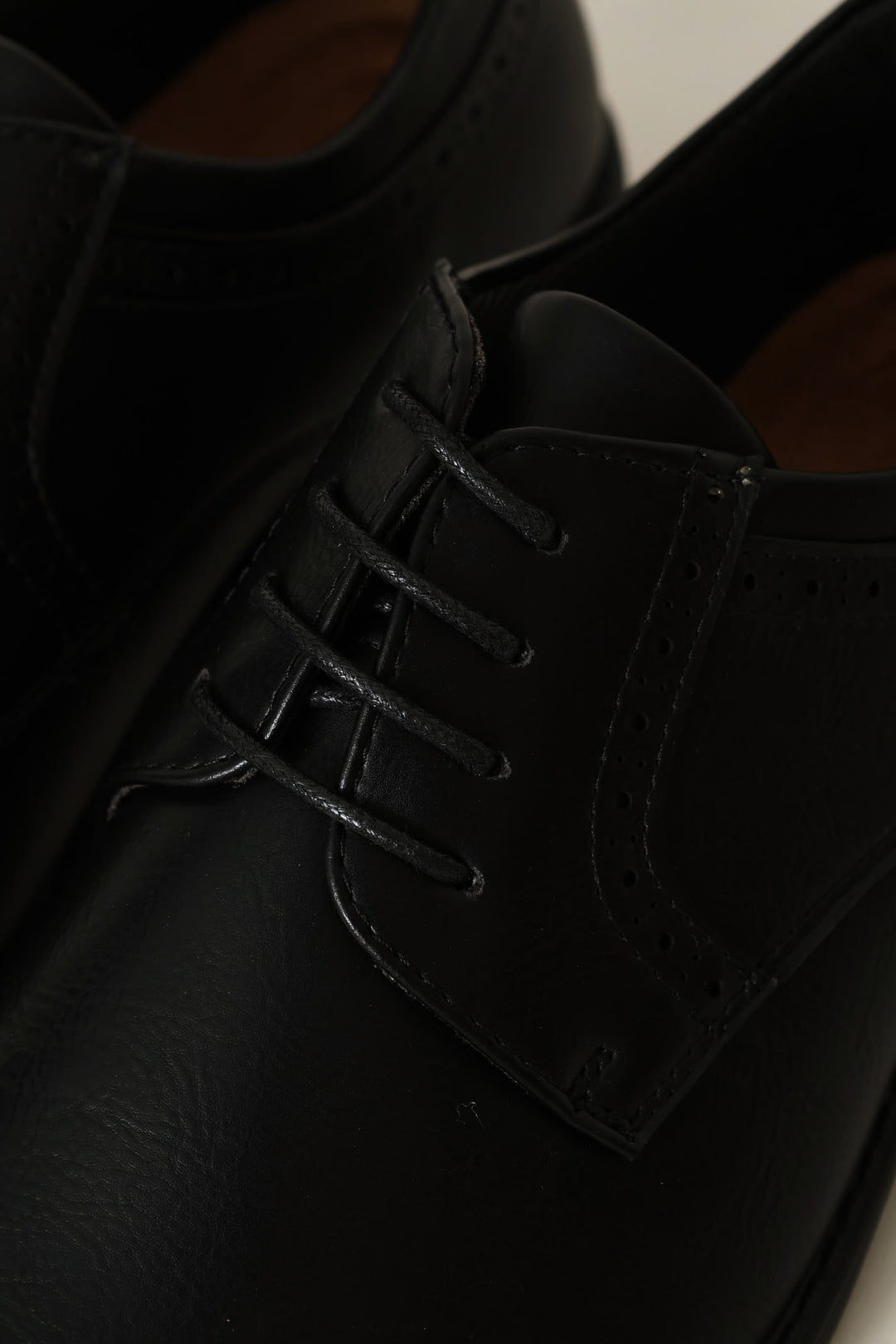 Basic Lace Up Formal Derby Shoe - Black