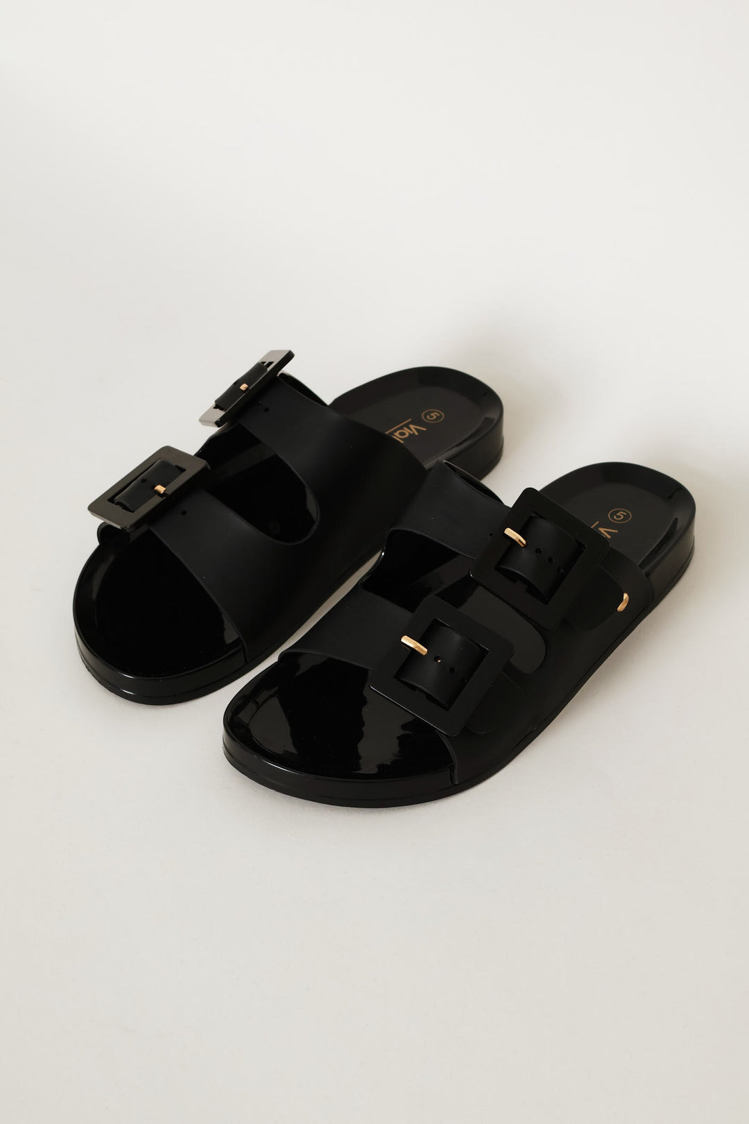 Buckle Detail Sandal - Black