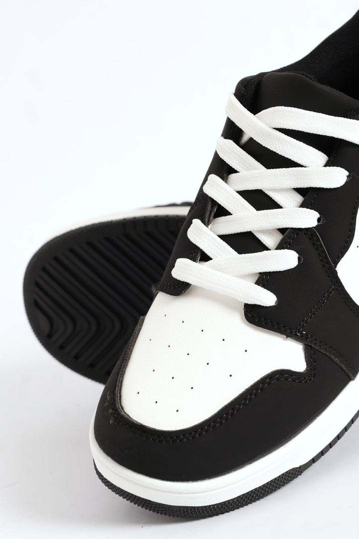 Boys Court Sneaker - Black/White