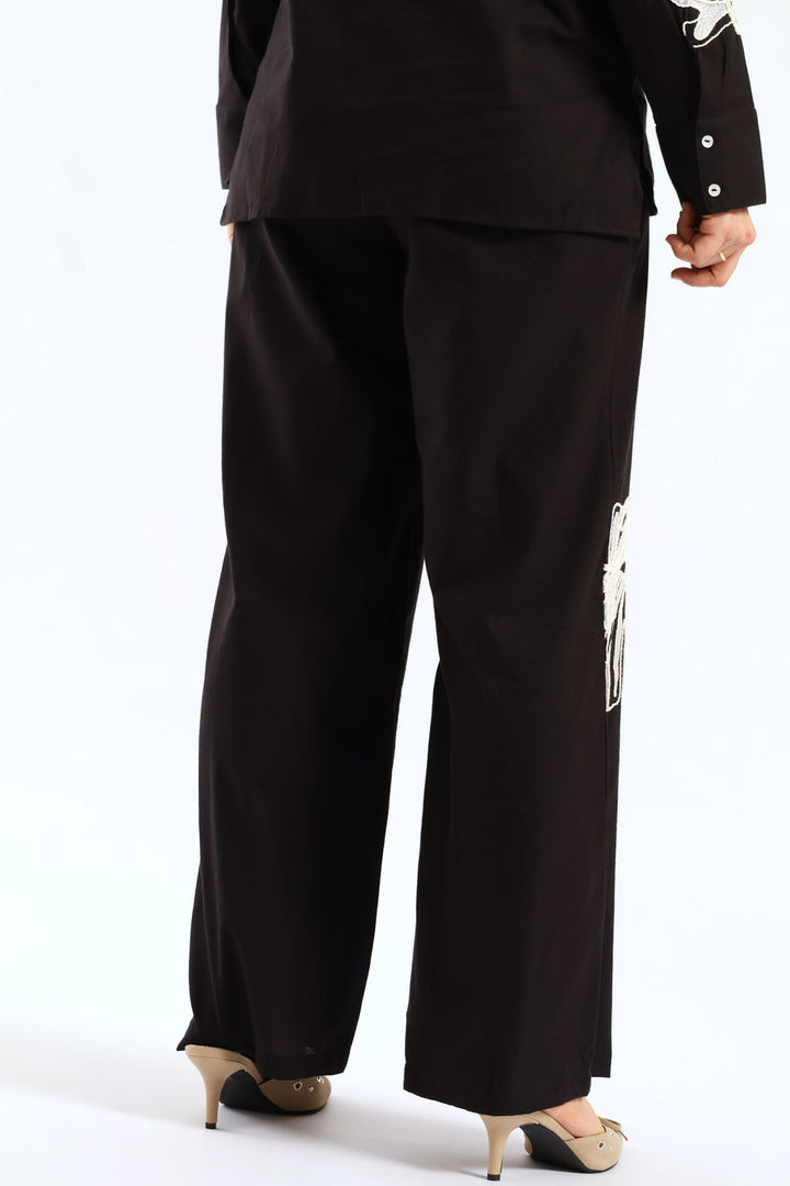 Embroidered Leaf Trouser - Black