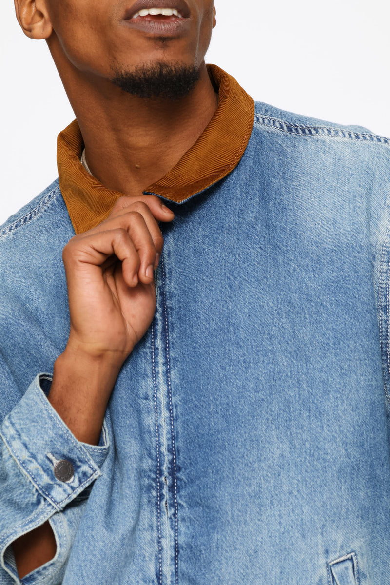 Castro Full Zip Light It Up Trucker Jacket - Mid Wash