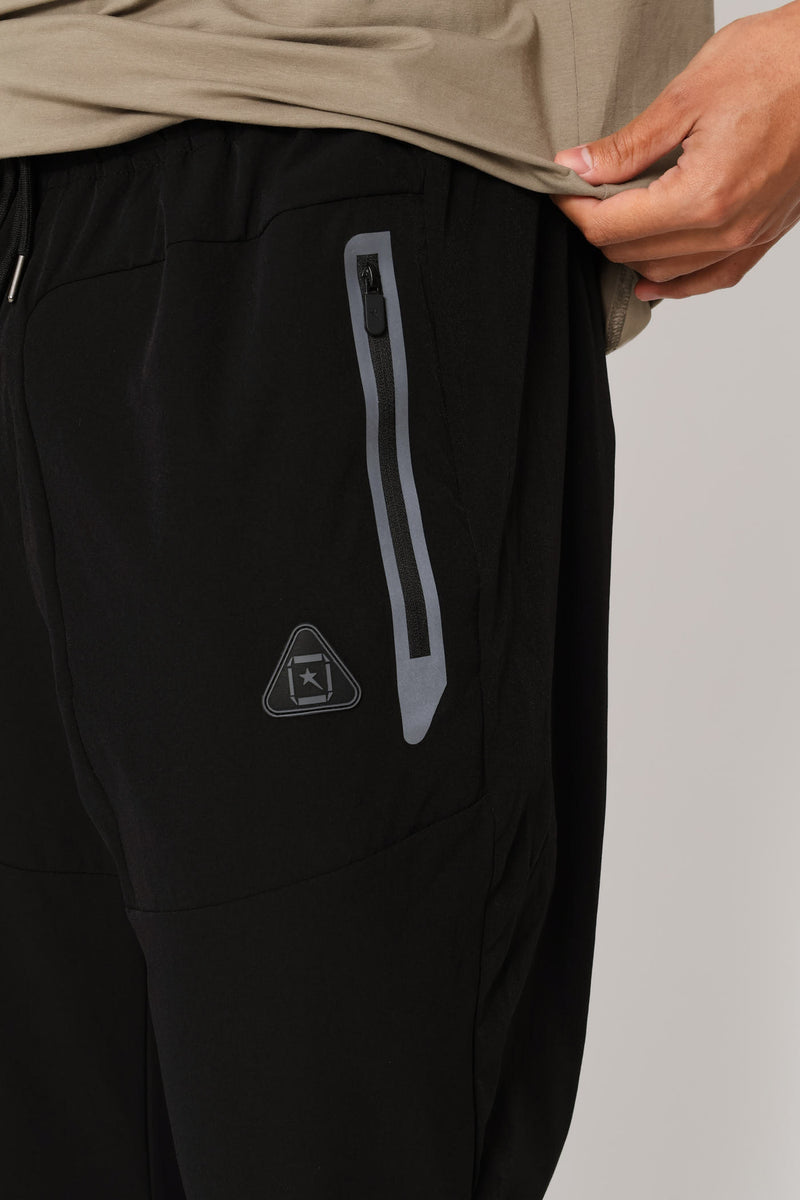 Bryer Trackpant - Black