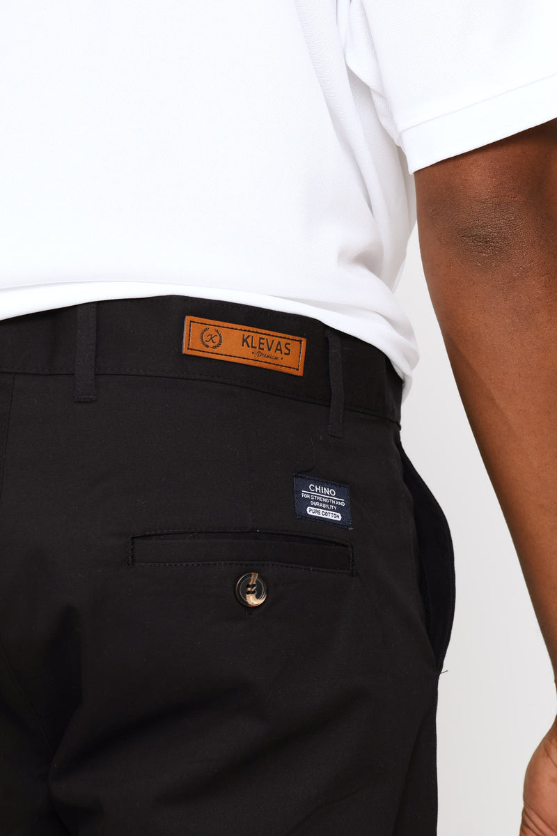 Classic Chino - Black