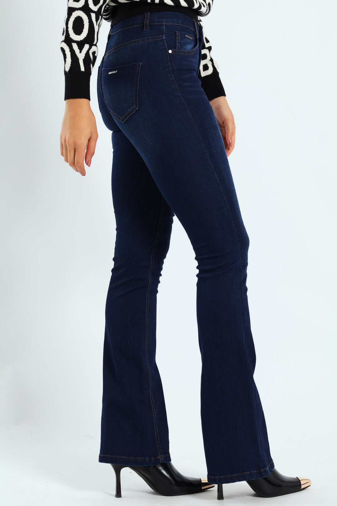 Bootleg Rinse Jeans With Slight Brushing - Dark Wash Ink