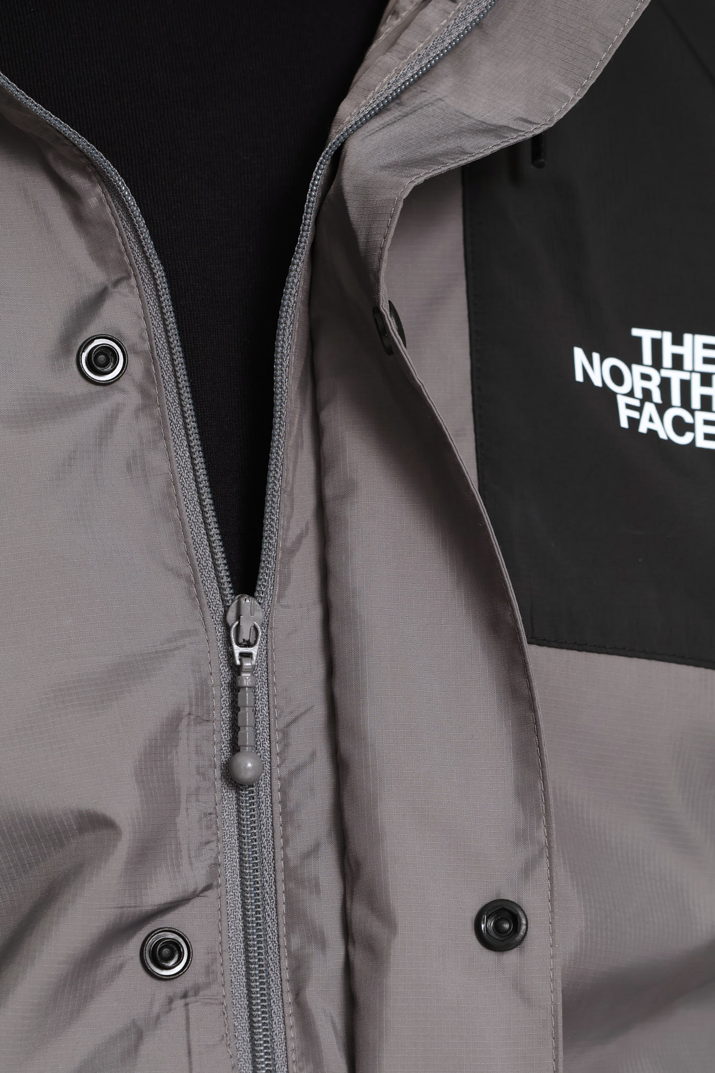 Mens Seasonal Mountain Jacket - Grey – Edgars