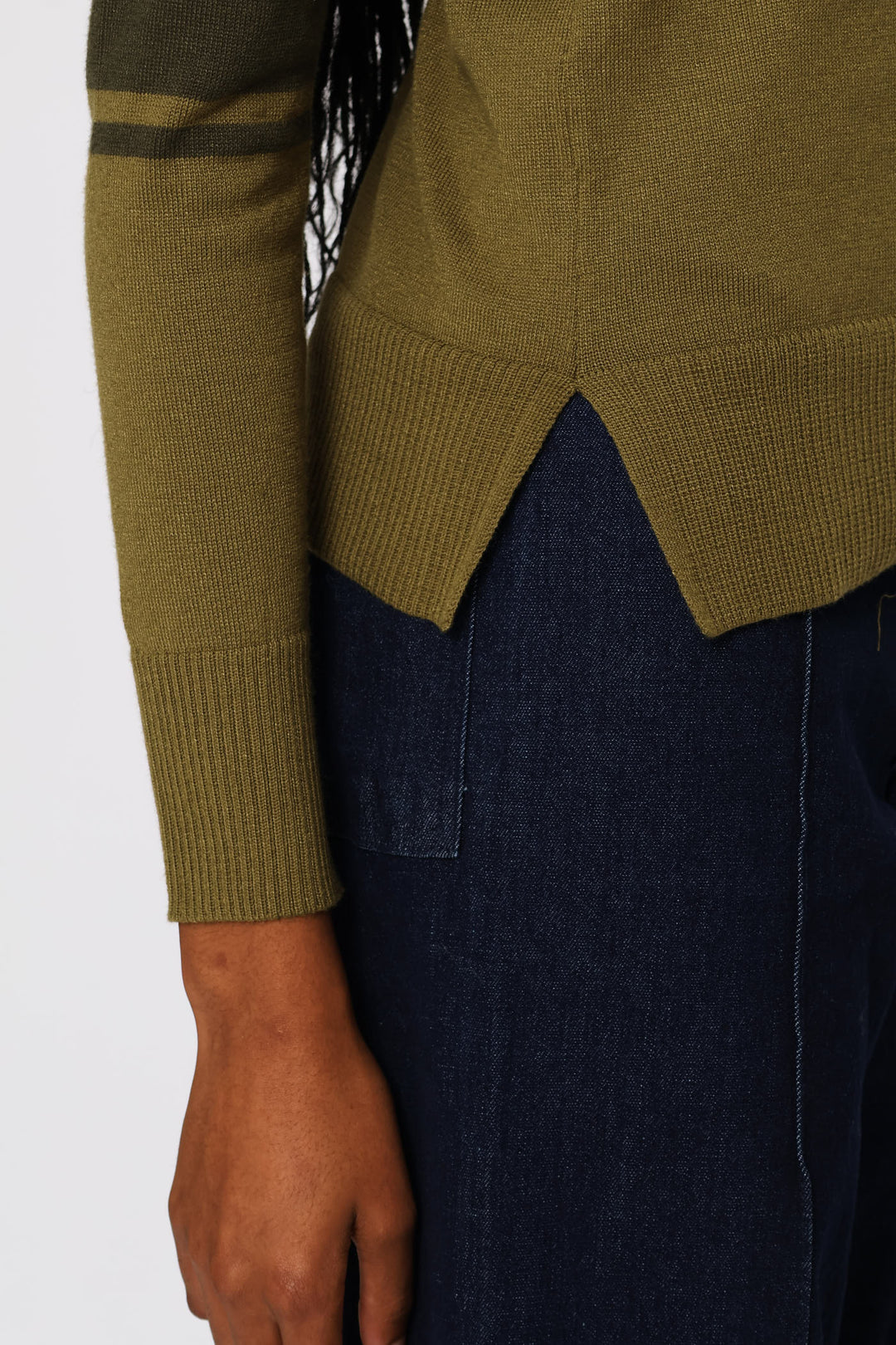 Colourblock Pullover - Dark Fatigue/Cream