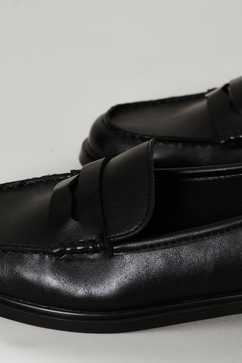 Sasko1 Loafer - Black