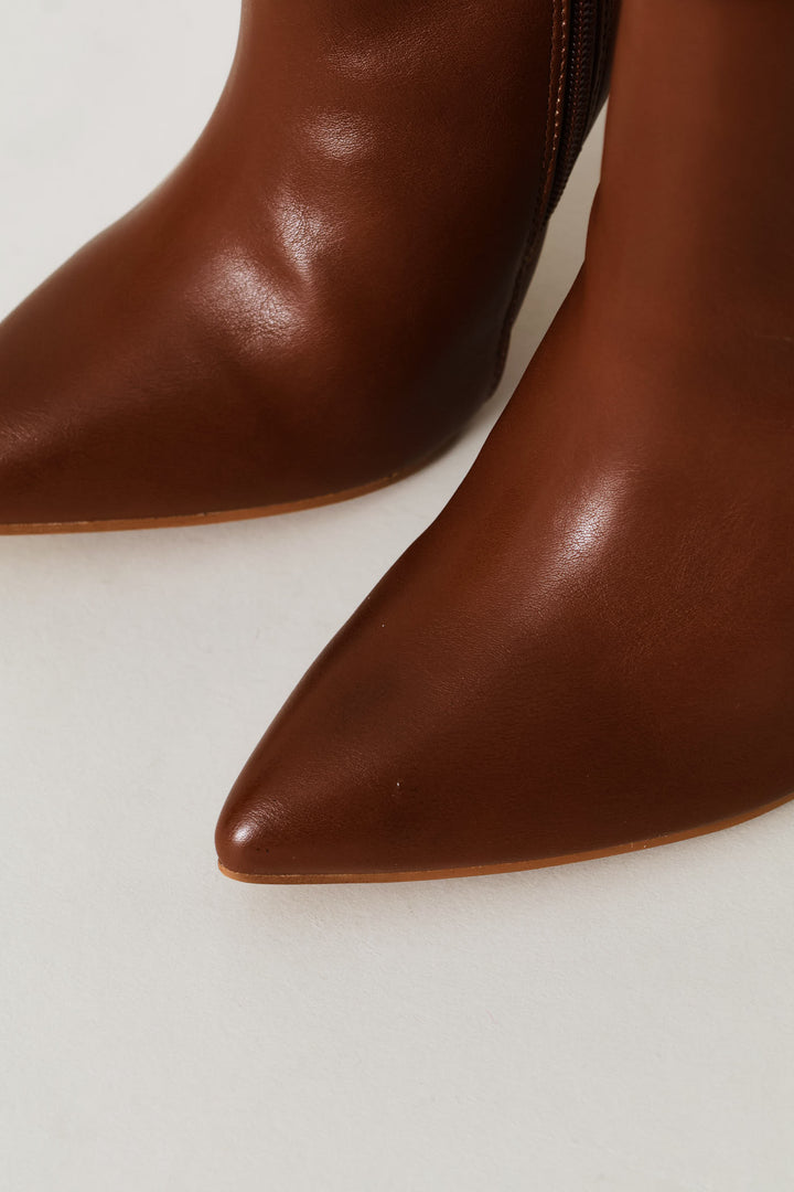 Boss 28 Fold Ankle Boot - Brown