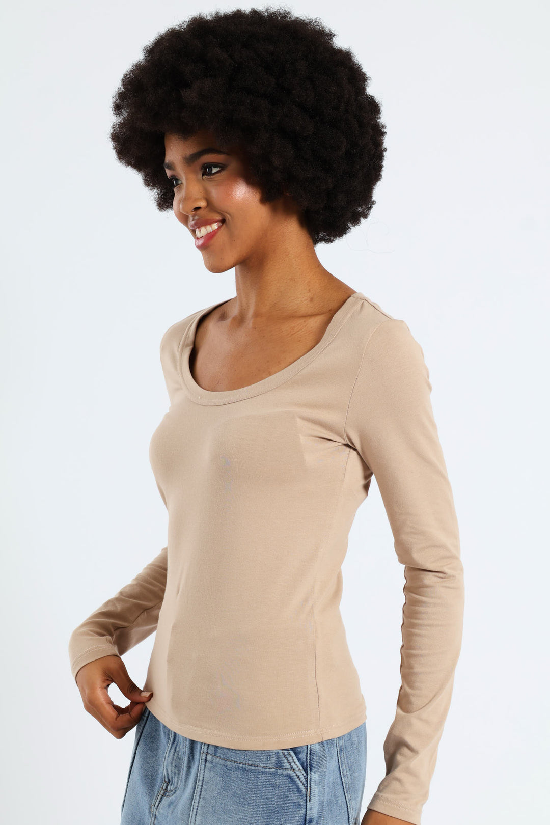 Long Sleeve Scoop Neck Basic Top - Stone