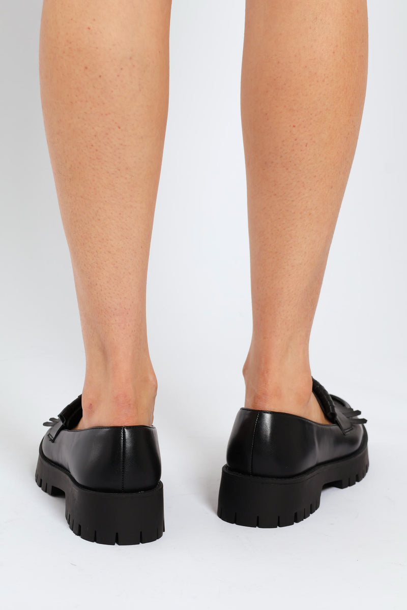 Tassel Detail Chunky Loafer - Black