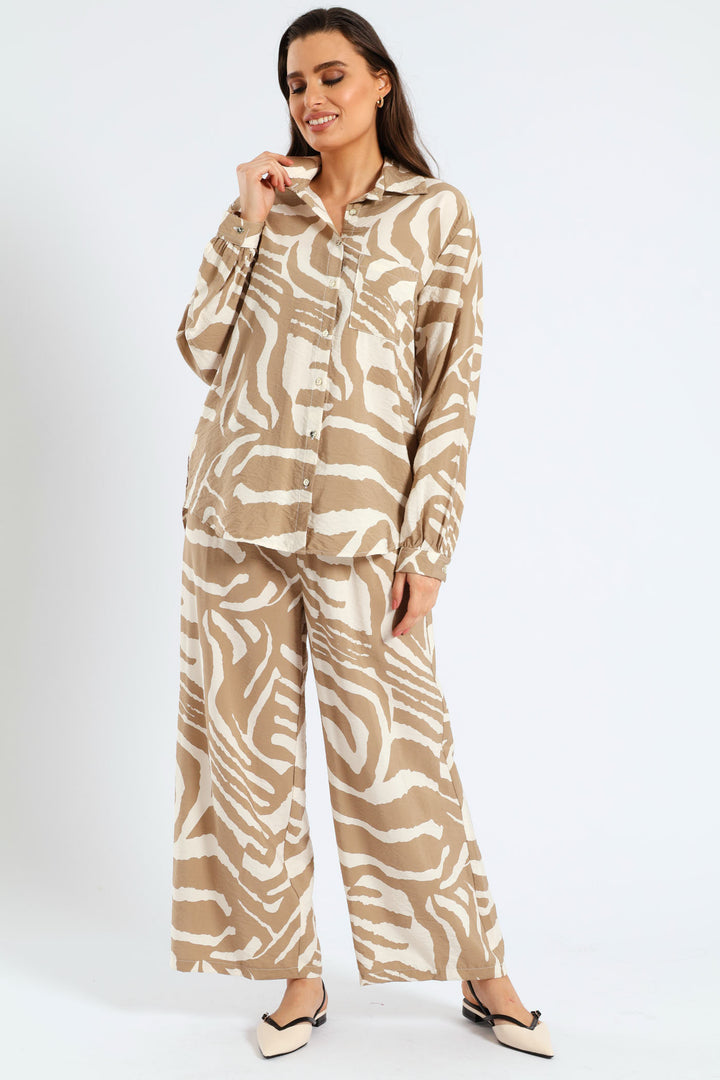 Relaxed Gauged Cuff Zebra Shirt - White/Beige