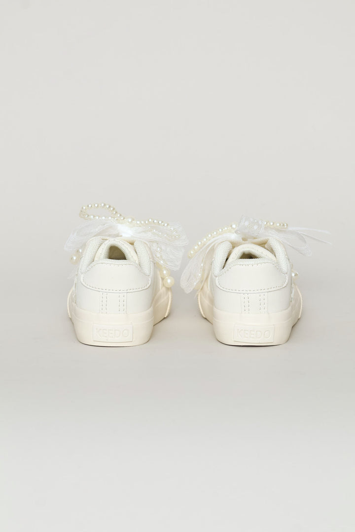 Keedo Girls Pearl & Lace Bow Sneaker - Cream