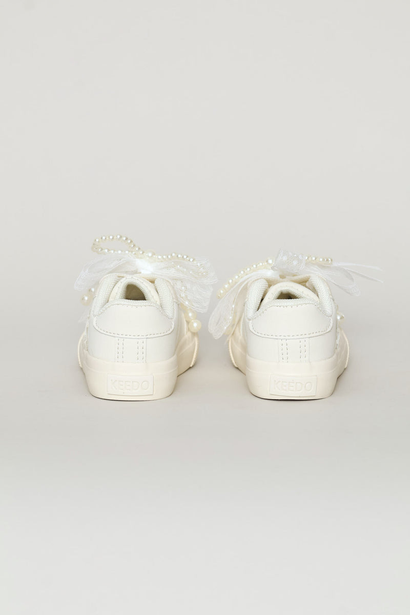 Keedo Girls Pearl & Lace Bow Sneaker - Cream
