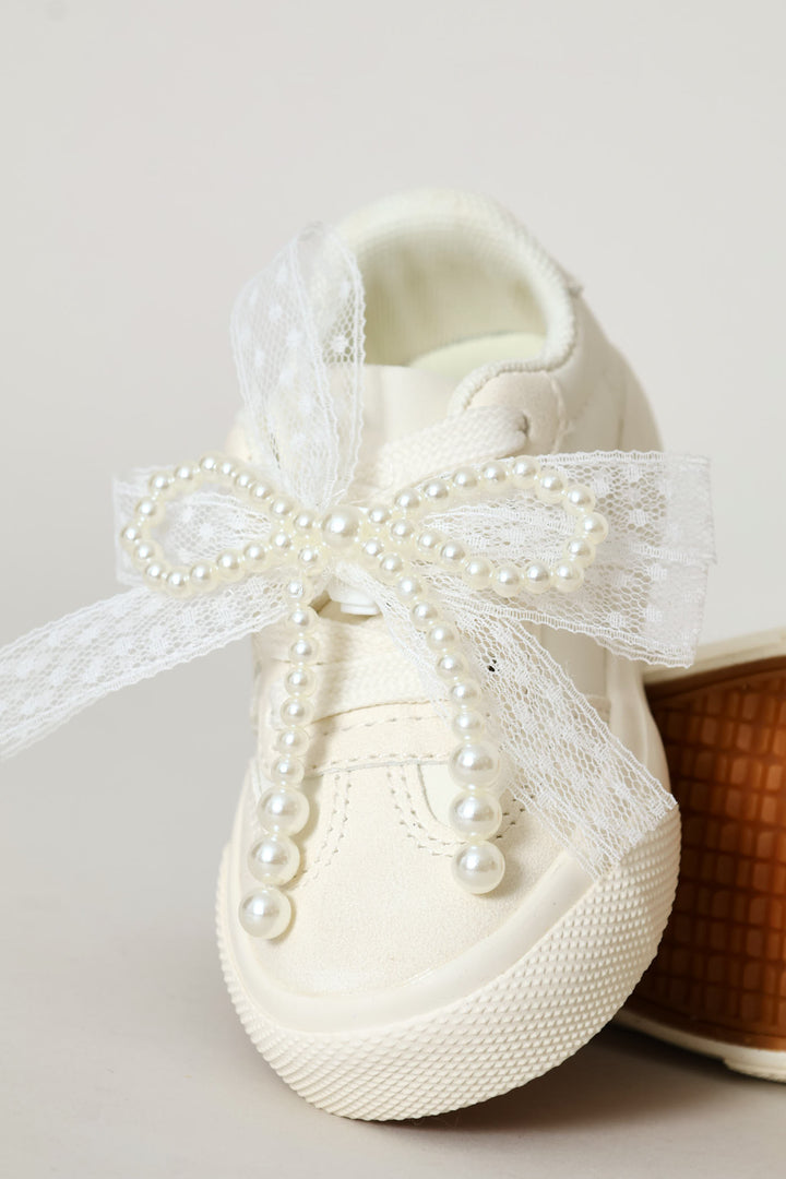 Keedo Girls Pearl & Lace Bow Sneaker - Cream