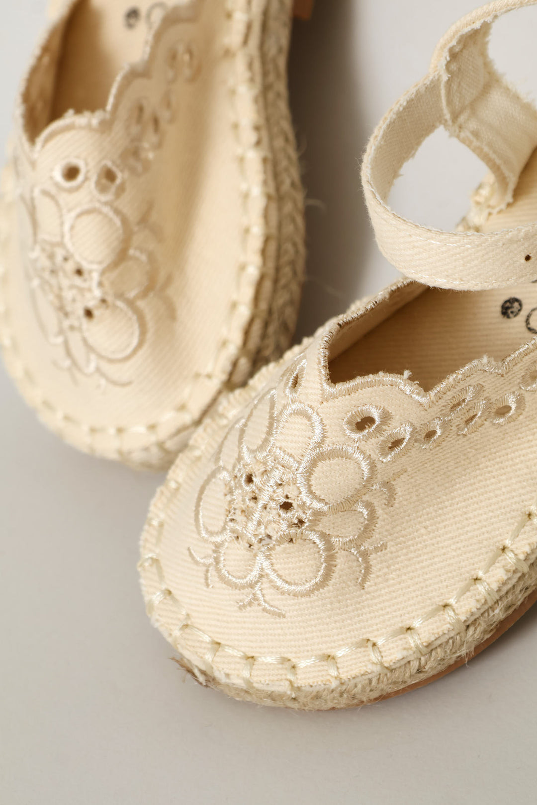 Keedo Girls Canvas Espadrille Sandal - Cream