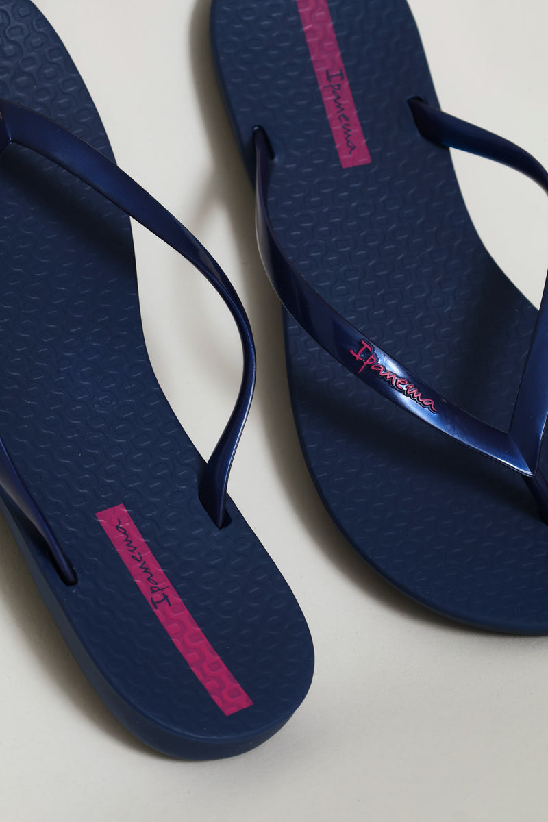 Wave Thong Sandals - Navy