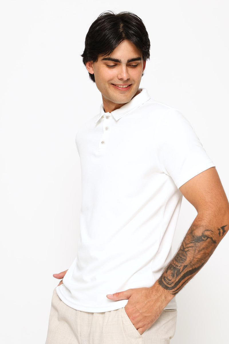 Crinkle Stripe Textured Golfer - Off White