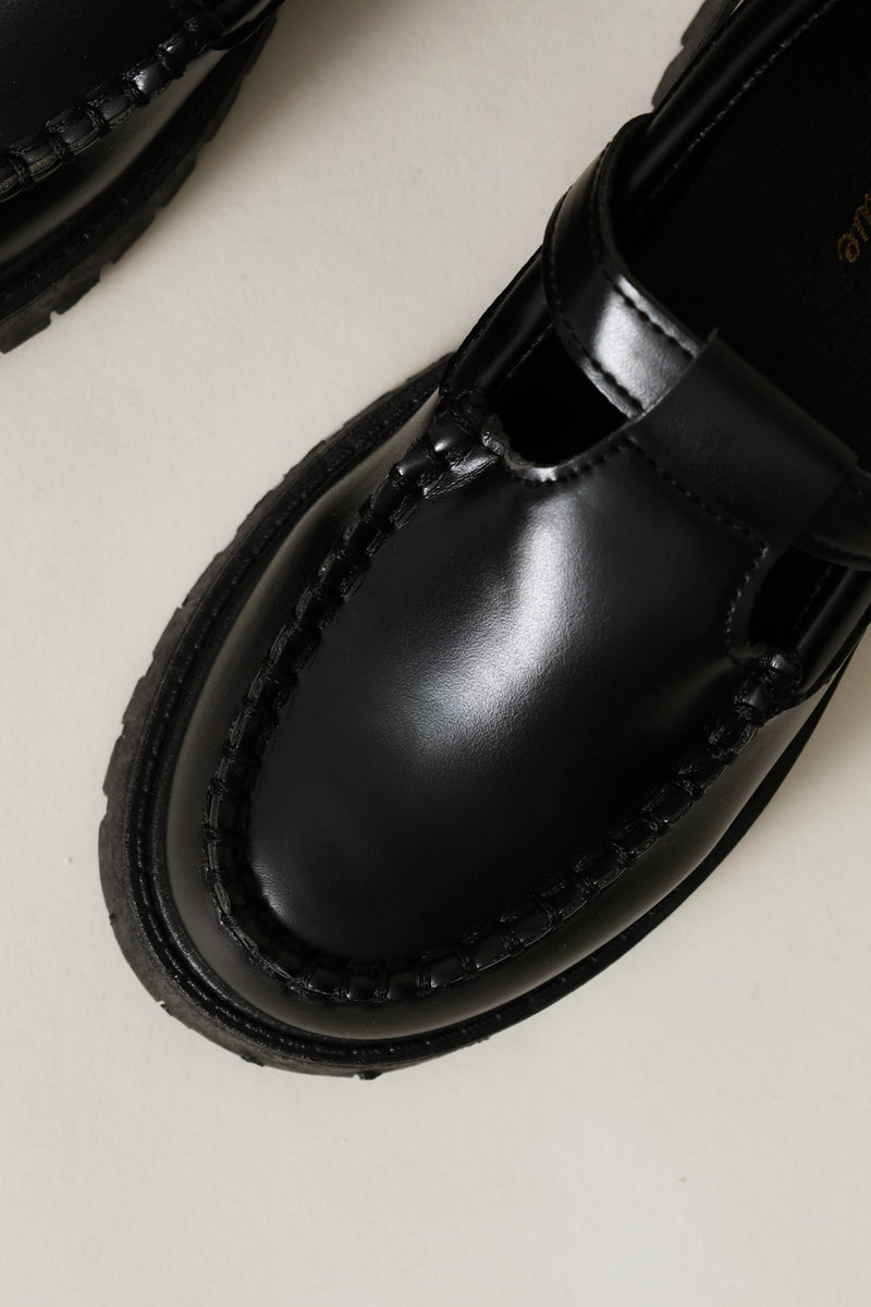 Girls Chunky T-Bar Loafer - Black