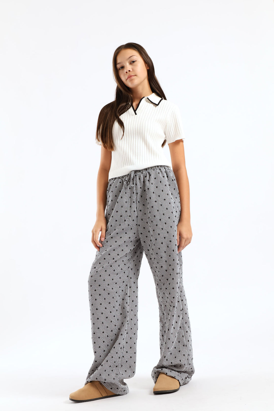 Girls Embroidered Heart Check Pull On Pants - Black/White