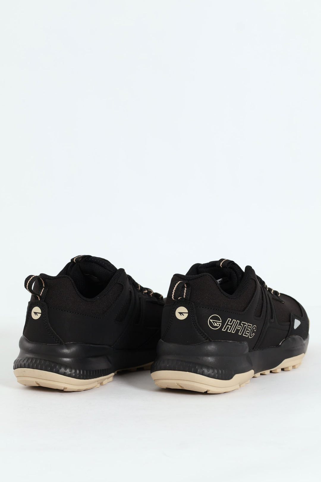 Barchan Outdoor Active Sneaker - Black/Cream