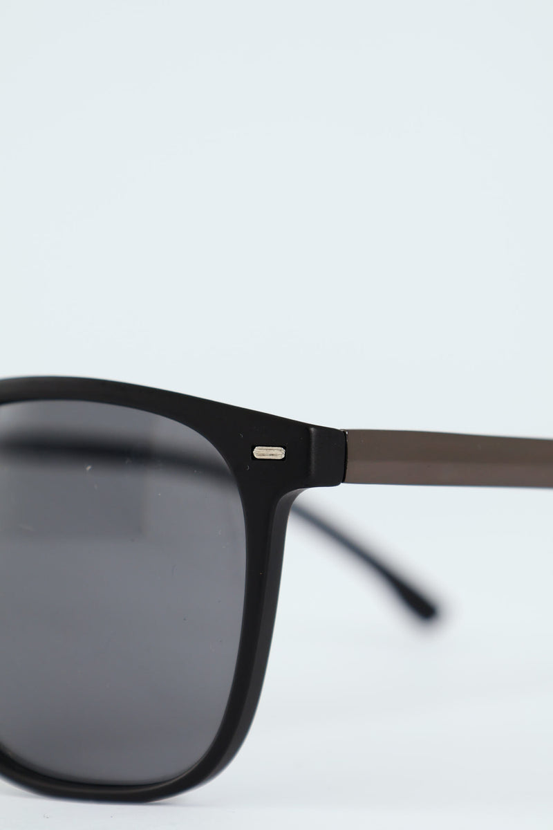 Metal Arm Wayfarer Sunglasses - Black