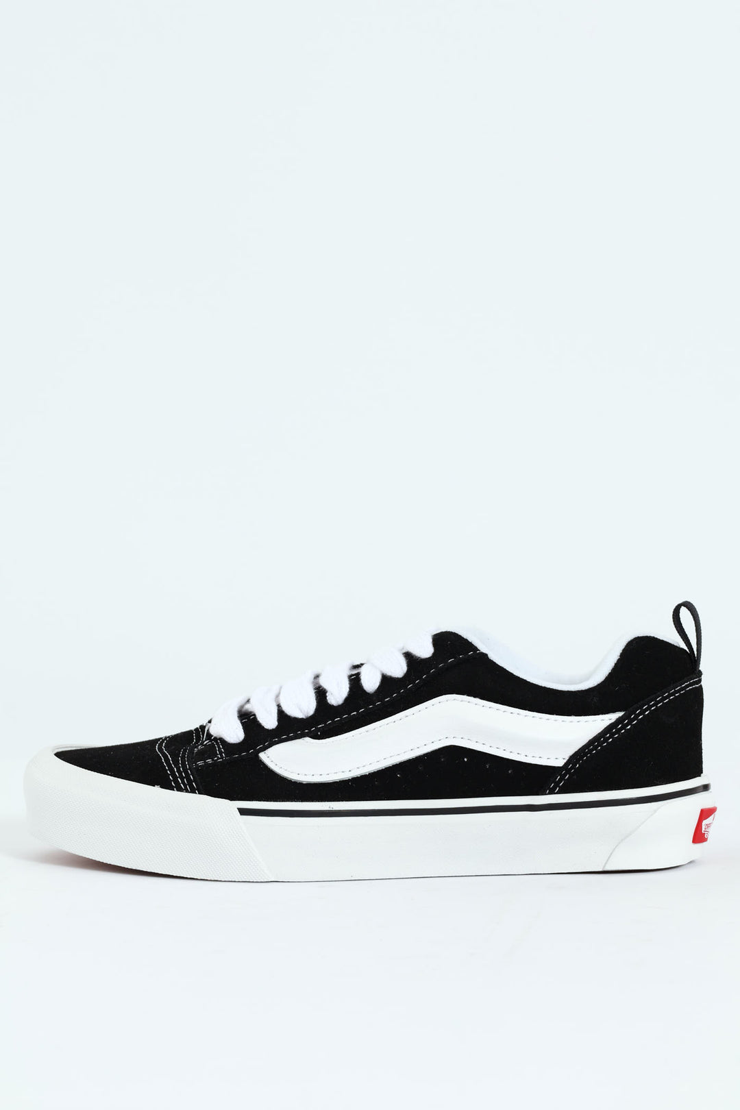 Knu Skool Chunky Lace Up Sneaker - Black/White