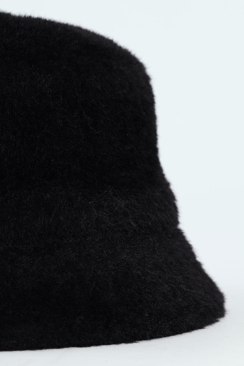Fluffy Cloche Hat - Black