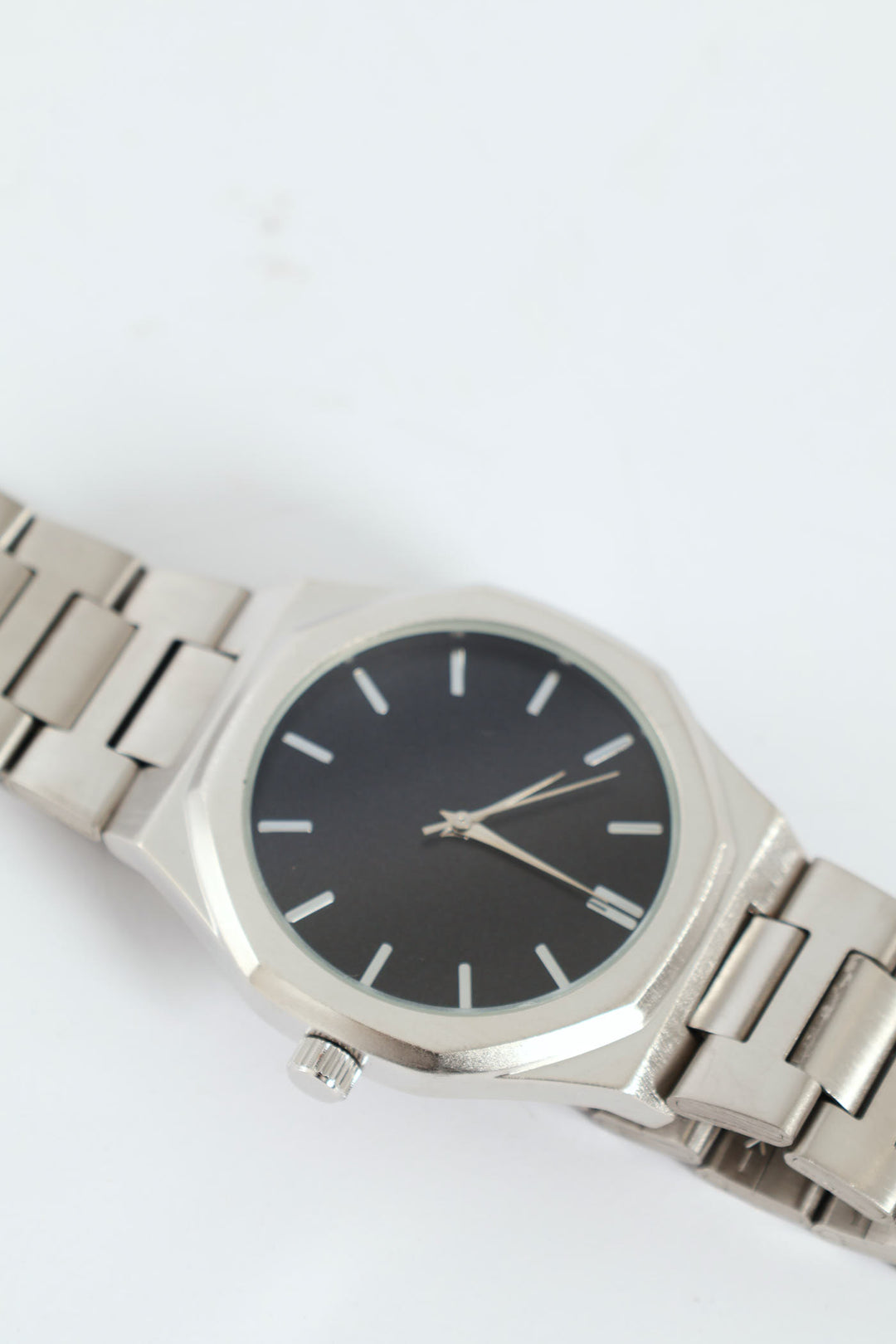 Black Dial Silver Metal Link Watch - Silver
