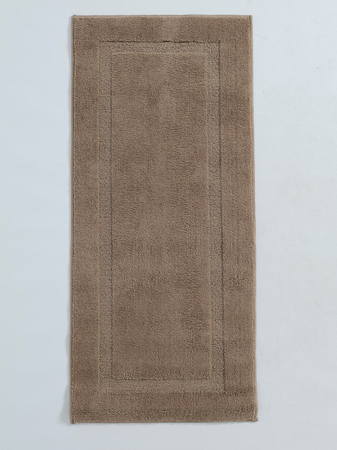 1400GSM Tufted Border Runner Bath Mat