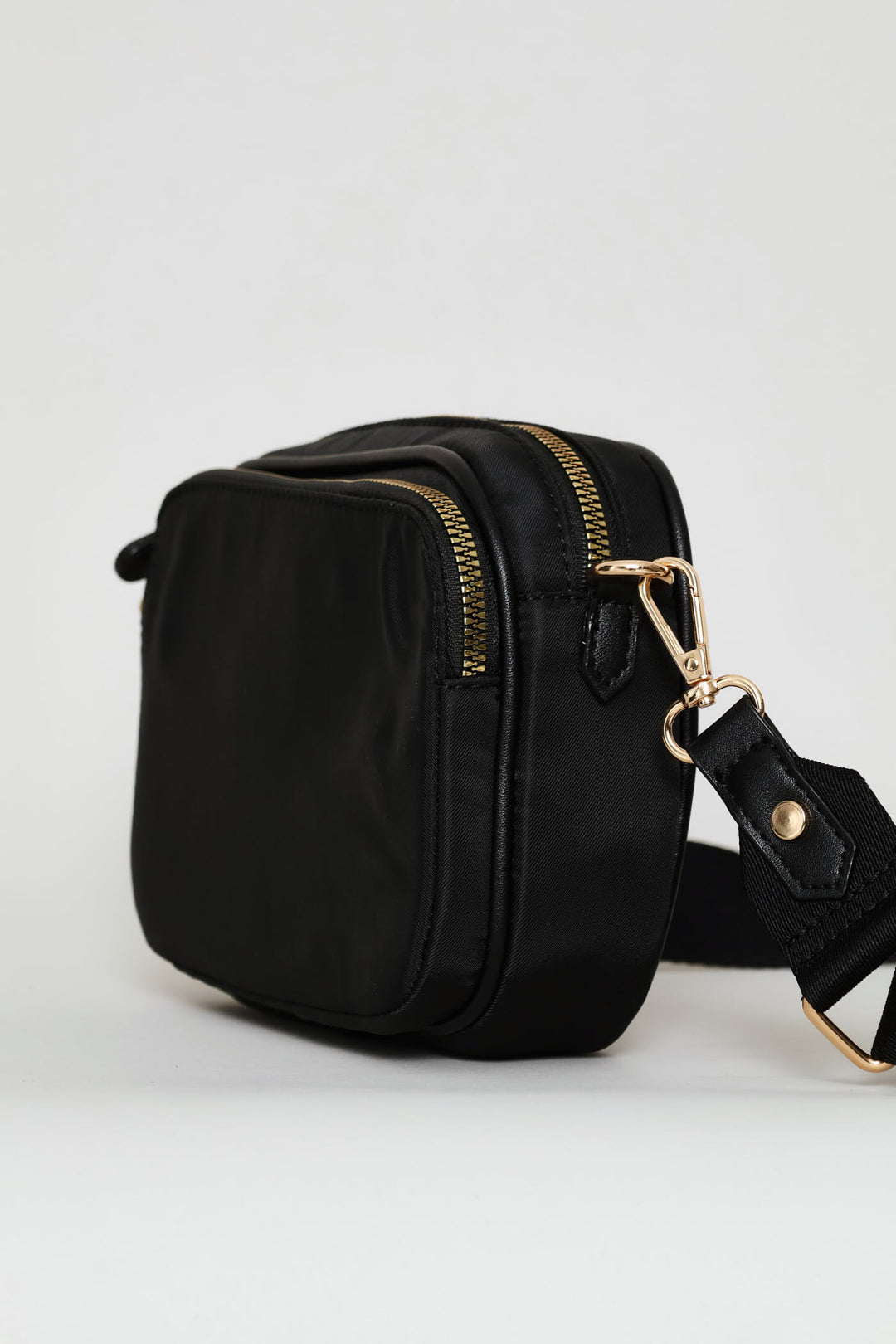 Nylon Gold Zip Camera Bag - Black