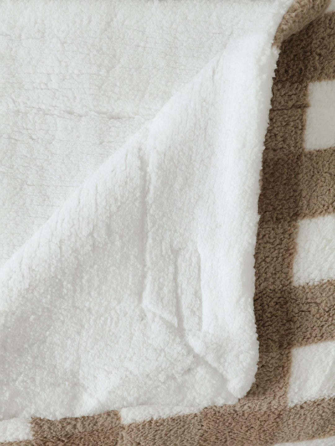 Scottish Checked Sherpa Blanket