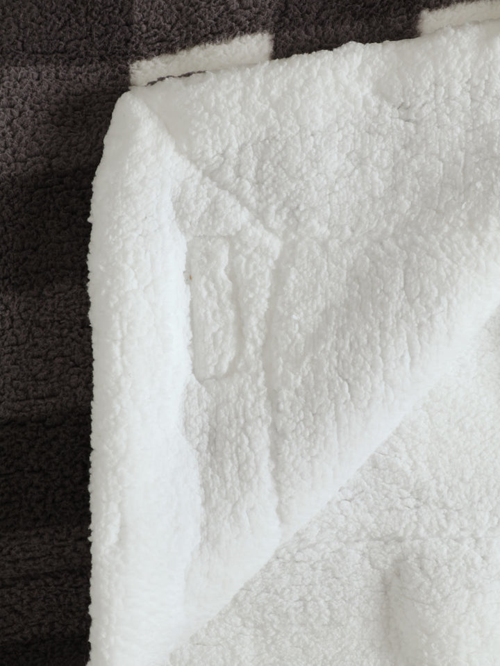 Scottish Checked Sherpa Blanket