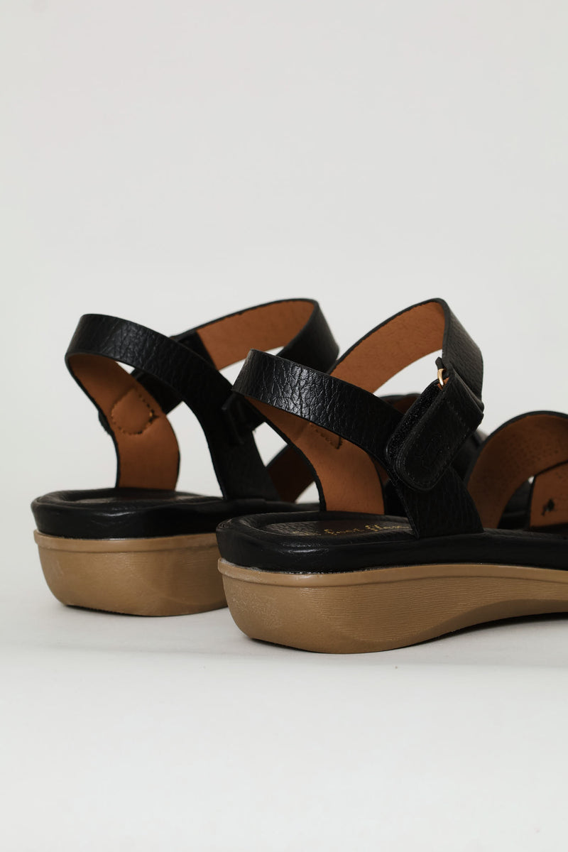 Leisure Shaped Sandal - Black