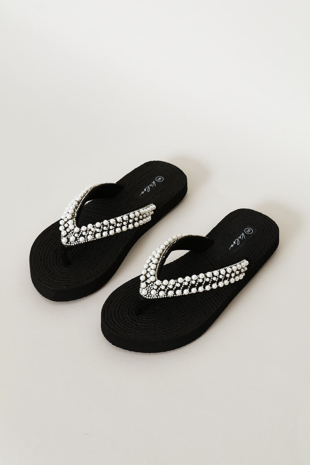 Pearl Thong Sandal On Flatform Outsole - Black