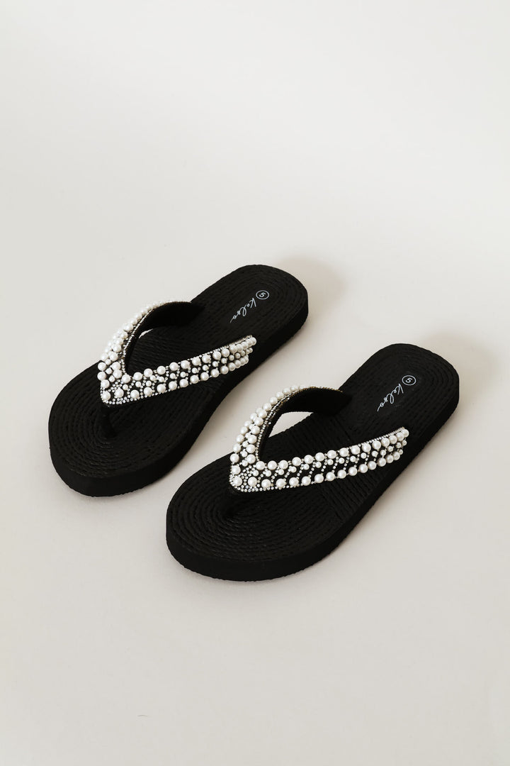 Pearl Thong Sandal On Flatform Outsole - Black