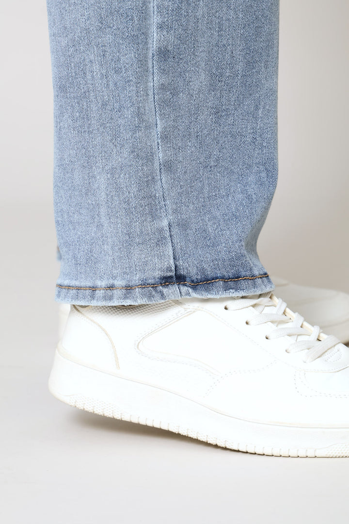 Hi-Rise Distressed Hem Straight Leg Denim - Light Wash