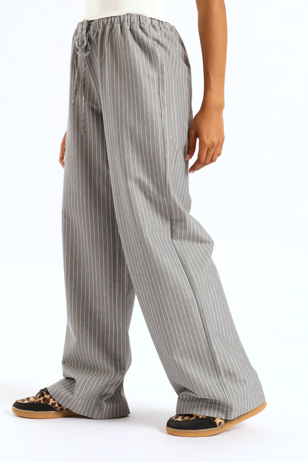Mid Rise Straight Leg Pant - Grey/White