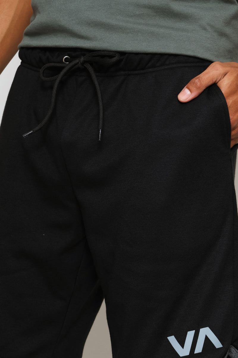 Sport V Shorts - Black