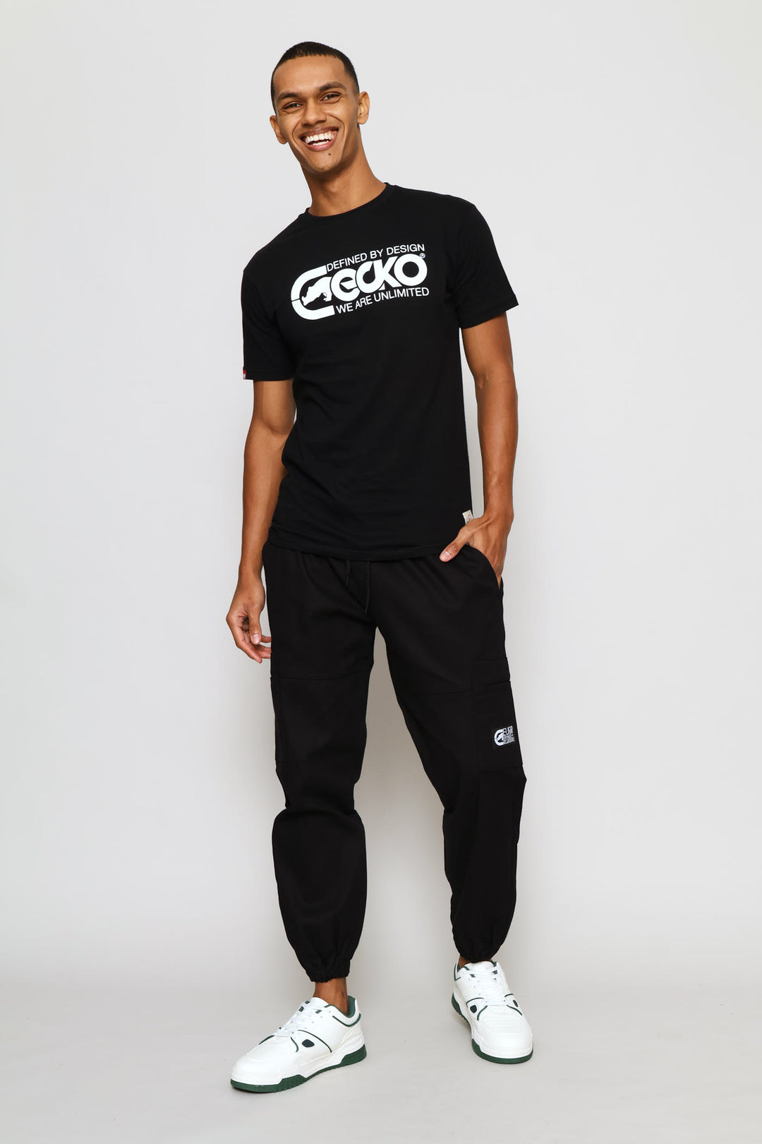 Woven Cargo Pants - Black